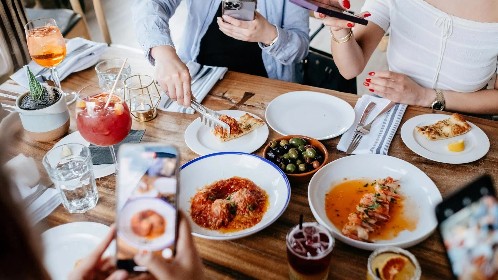 Restaurant Marketing: Moving Beyond Traditional PR Channels